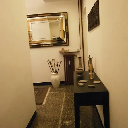 Come A Casa * Genova
